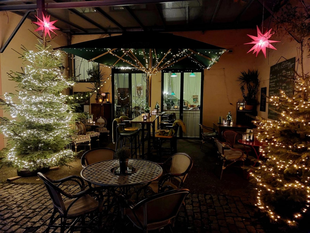 Gemütlicher Kaffee im Bistro A'Midi